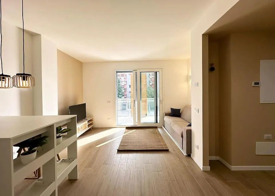 Scandinavian House-Milan City Centre-1